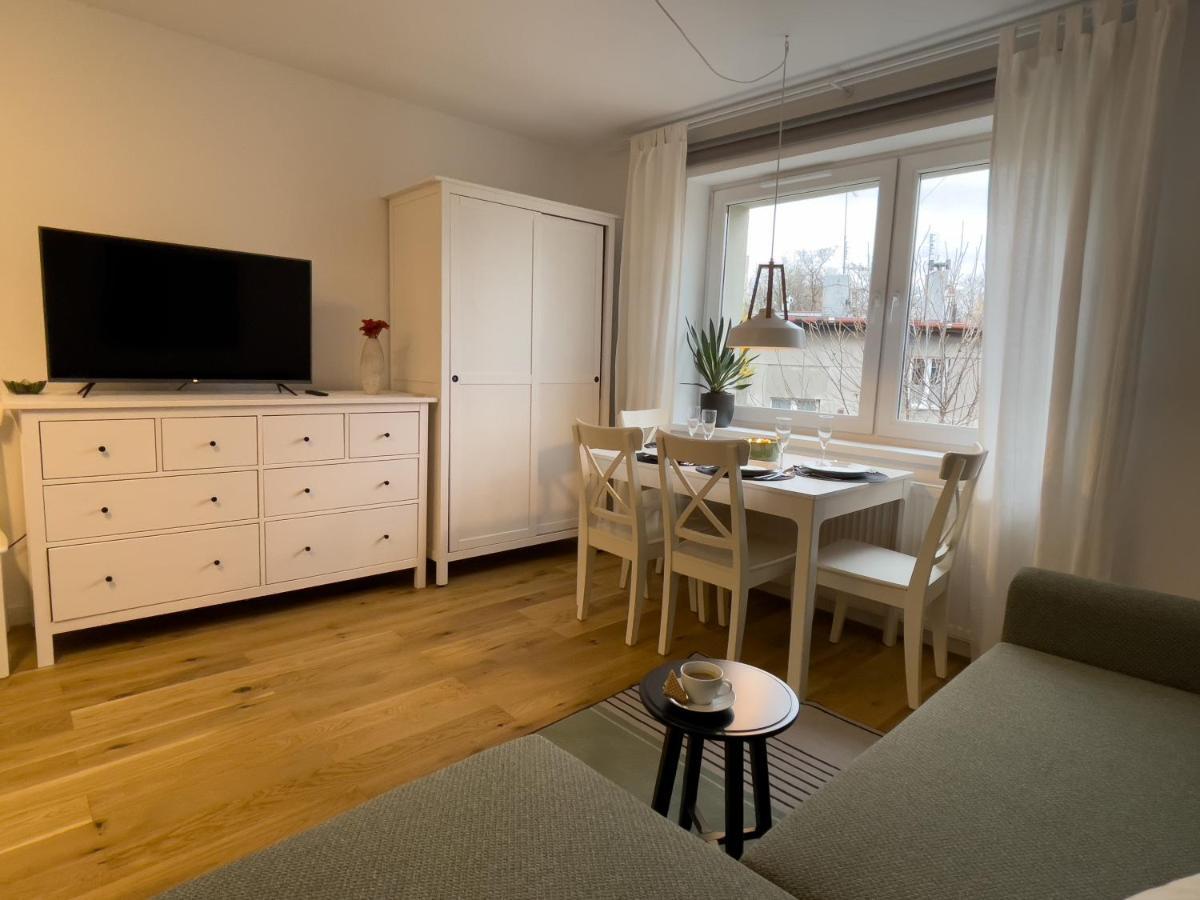 Urban Apartments Cosy No 4, Free Private Parking, Self Check-In Chorzów Extérieur photo